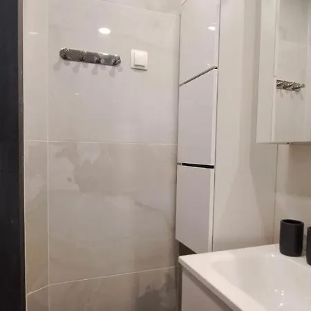 Nest- Centre, Free Parking- Renovated August 2024 * Lublana