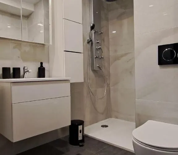 Apartma Nest- Centre, Free Parking- Renovated August 2024